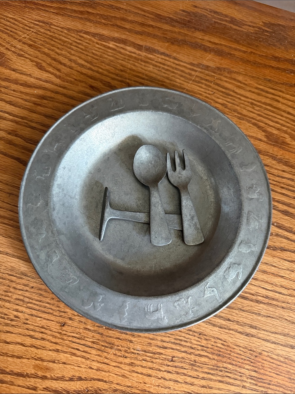 Pewter-Style Decorative Plate with Utensil Relief - Gray
